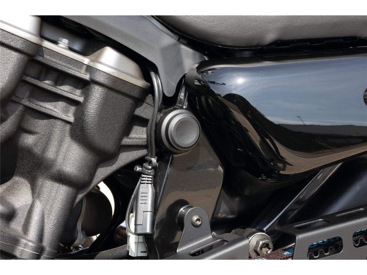 Smooth Nut Covers for Nightster Without Ricks Logo and fits for Hex Head Screws with Size 22 Black