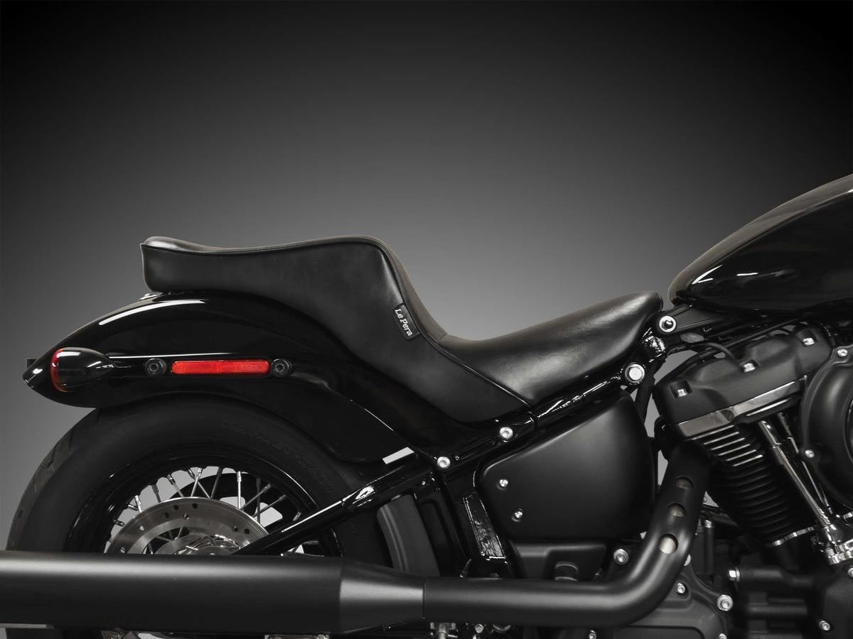 Cherokee Seat Smooth Black Vinyl