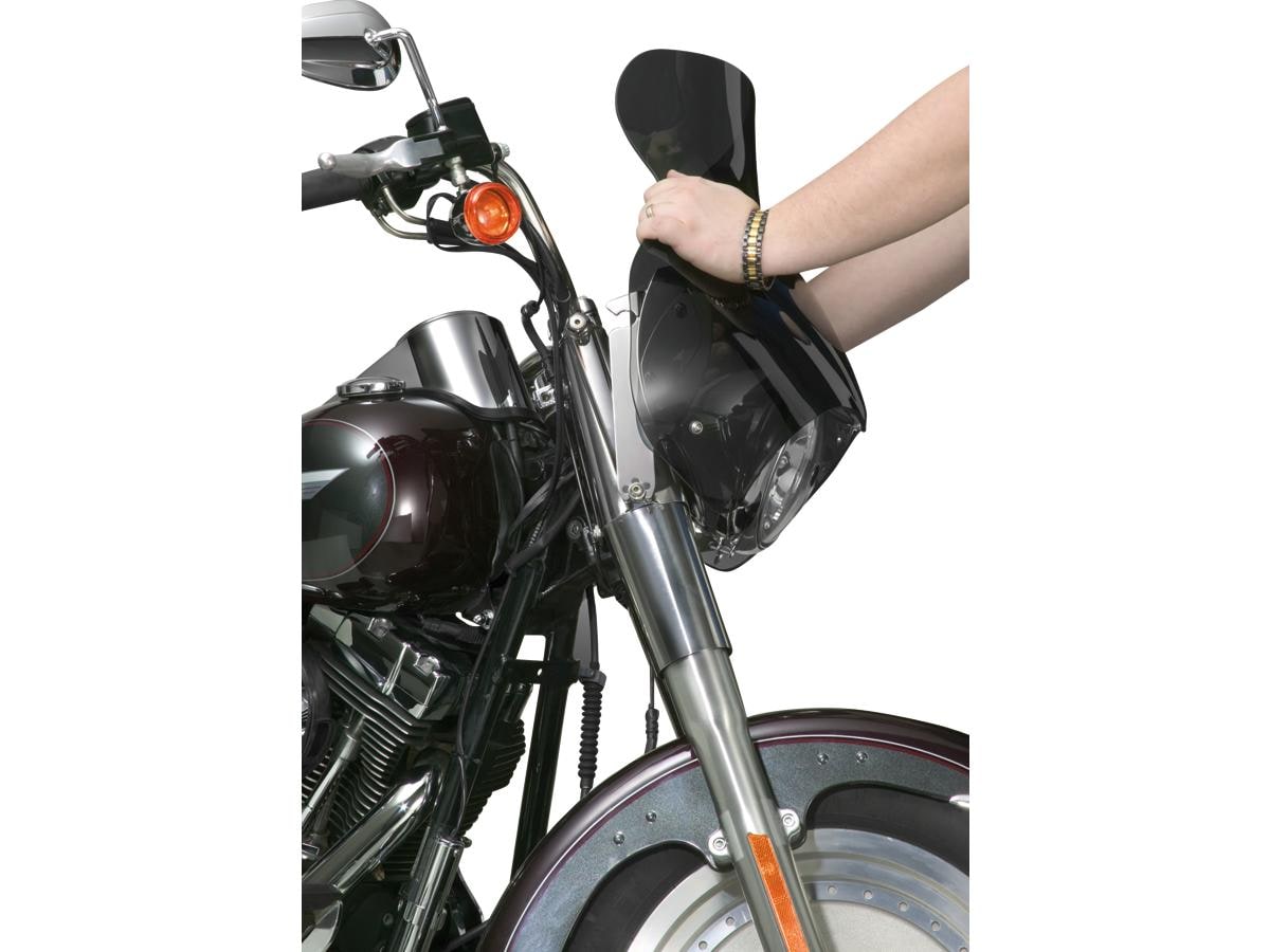 Stinger Windshield Height: 12,5", Width: 18,25" Dark Smoke